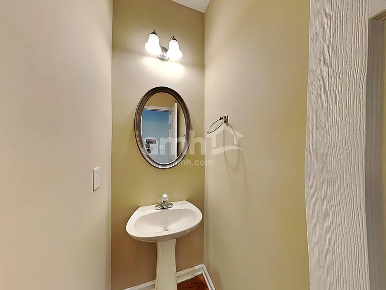 6165 Ambercrest Ct — Photo 11