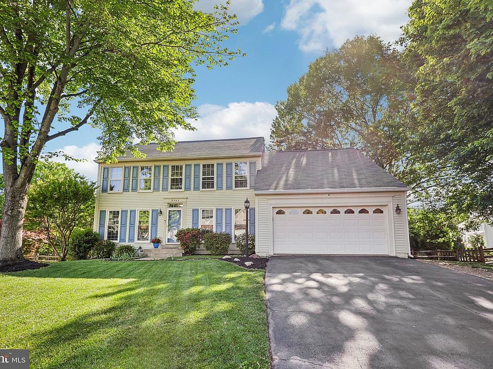 1st image of 9368 Dahlia Ct