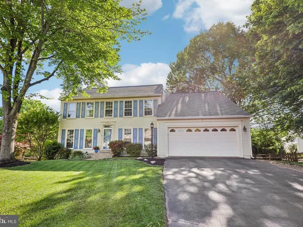 9368 Dahlia Ct, Manassas, VA 20110