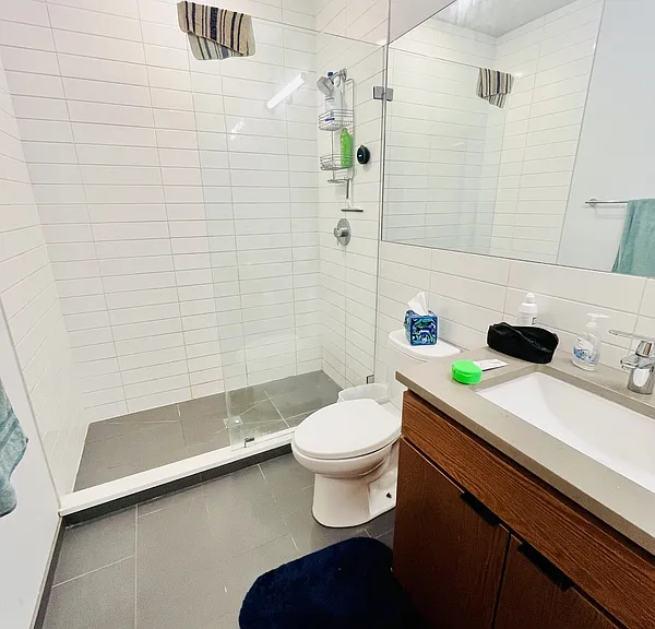 806 S Claremont Ave #2 — Photo 29