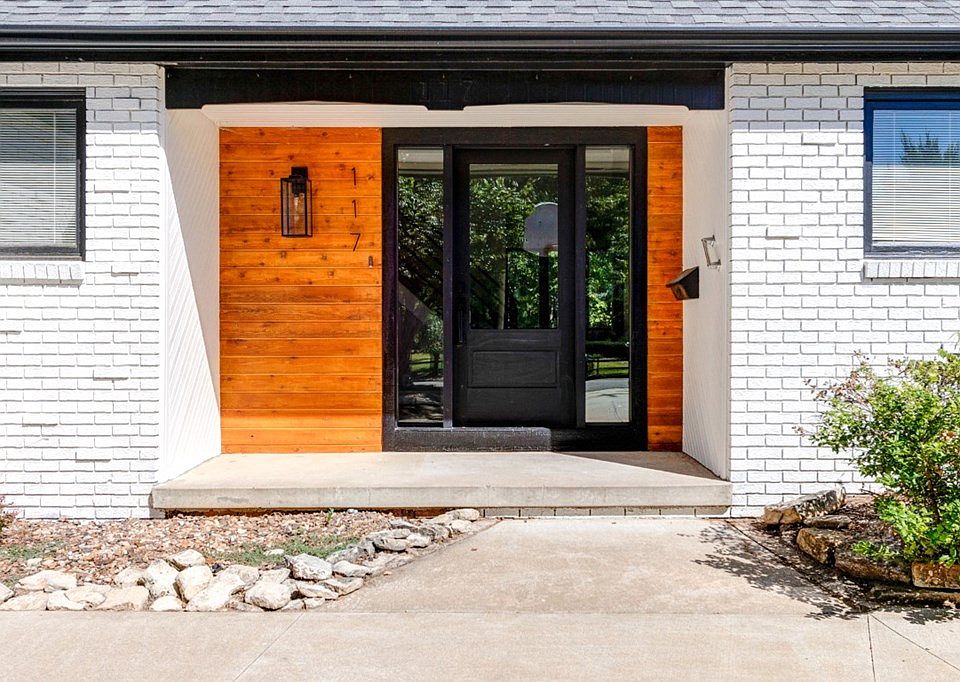 117 S Eastborough Rd, Salina, KS 67401 Zillow