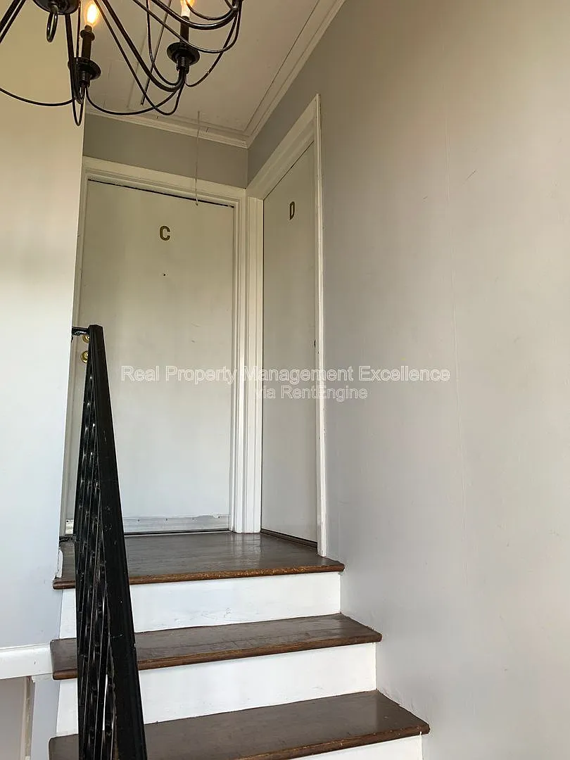 1 bed, 1.0 bath, 520 sqft, $1,095 — Photo 2