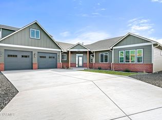 7204 Vista Ridge Ave, Yakima, WA 98903