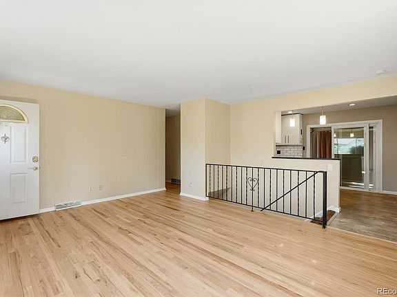 5th image of 194 S Reed Street