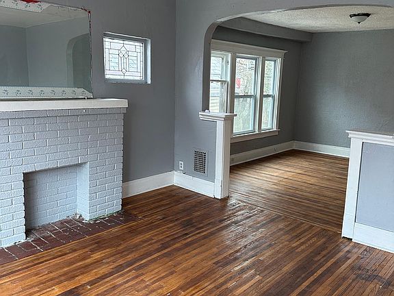 2nd image of 354 Florida St #2