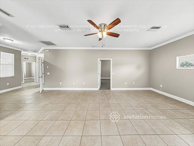 5103 22nd Street Ct E — Photo 3
