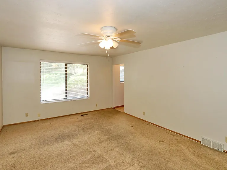 10729 S Maple Hill Cir — Photo 12