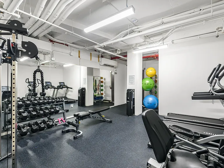 1516 Park Ave #9B — Photo 12