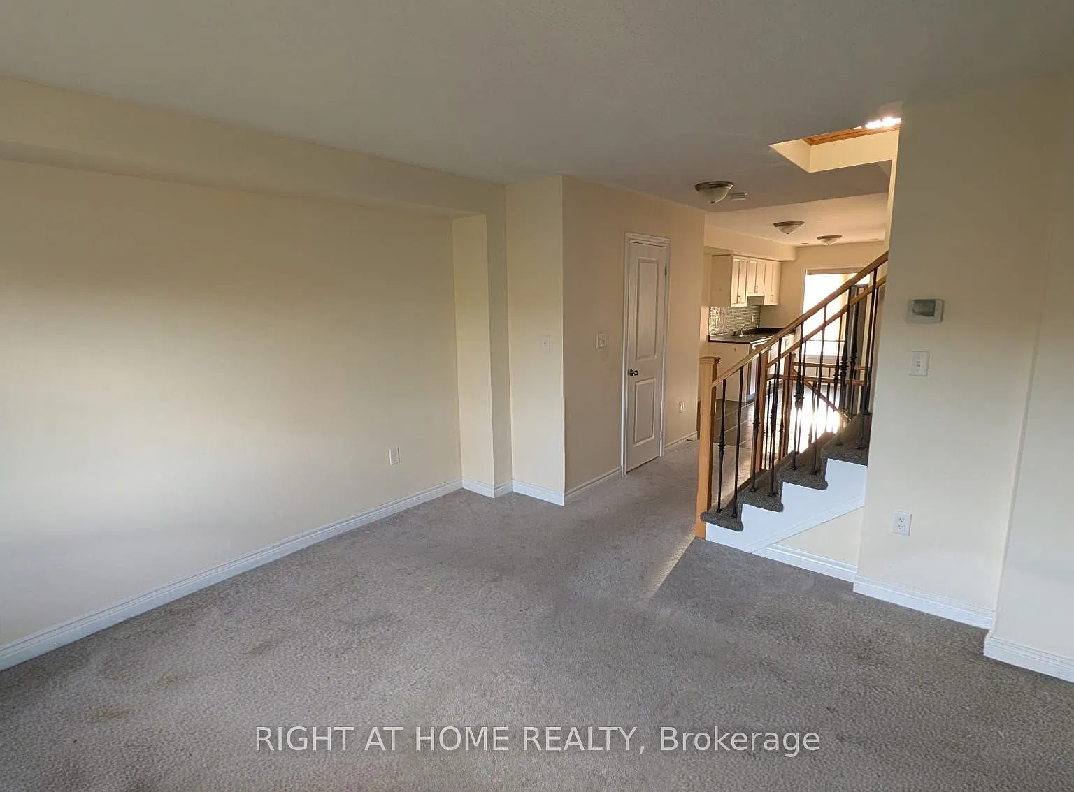2 bed, $2,400 — Photo 4
