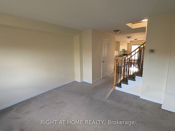 4th image of 62 Soldier St