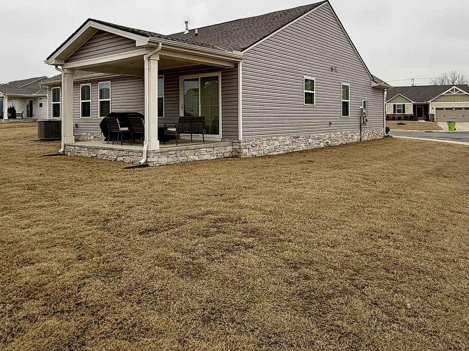 1st image of 328 Carothers Way