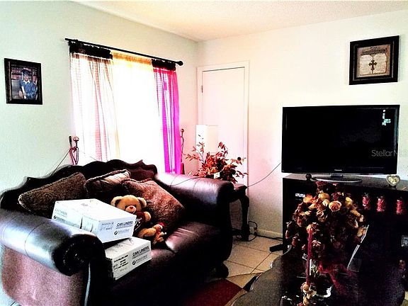 5th image of 855 W Tropicana Ct