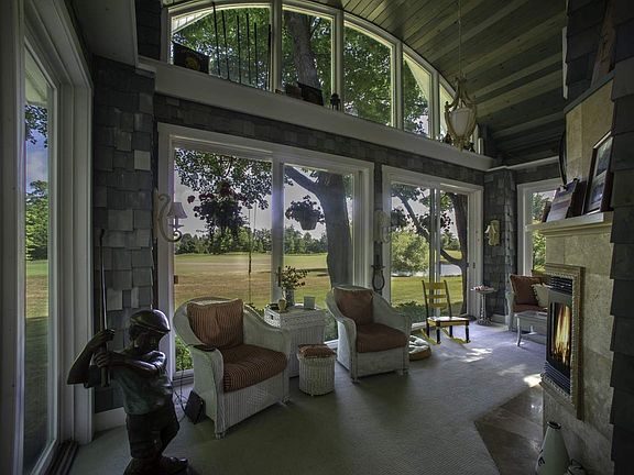 4th image of 12211 Country Club Dr