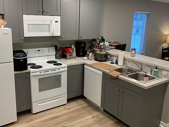 5th image of 3618 Butternut Dr #1