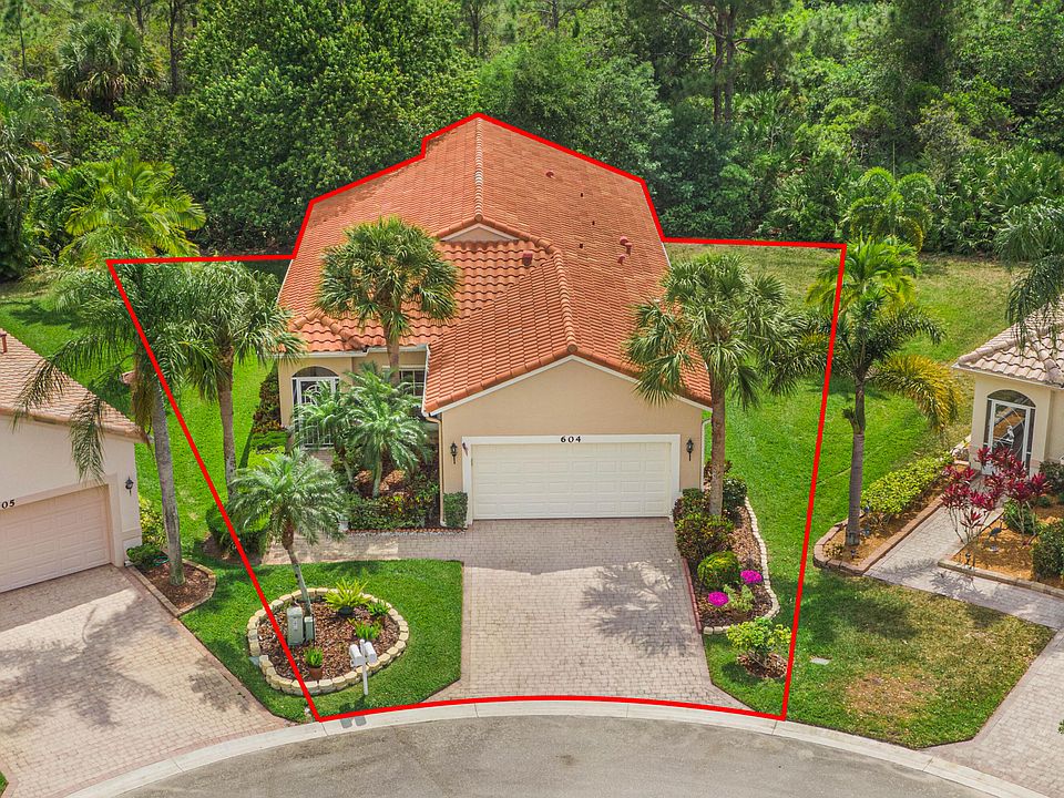 1st image of 604 NW Treves Court