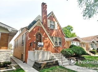 5255 N Mason Ave, Chicago, IL 60630