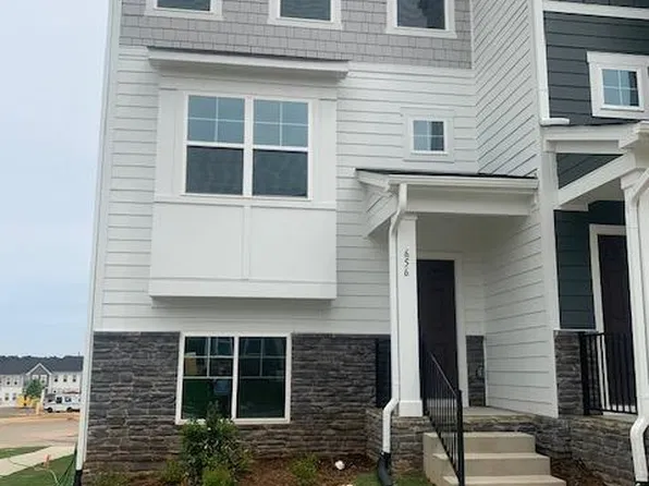 656 Gimari Dr, Wake Forest, NC 27587
