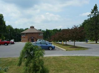 1101 Country Place Dr, Tobyhanna, PA