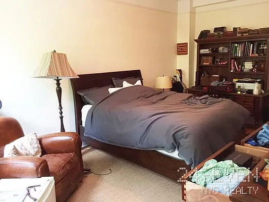 Rented by 24 7 NYC Realty Inc. | media 41