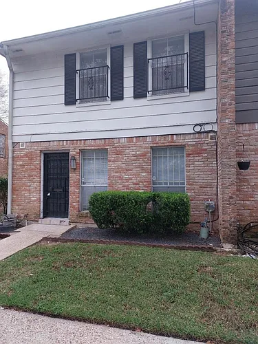 1846 Hollister St #6 Photo 1