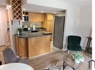 1420 Harvard St NW APT 105, Washington, DC 20009