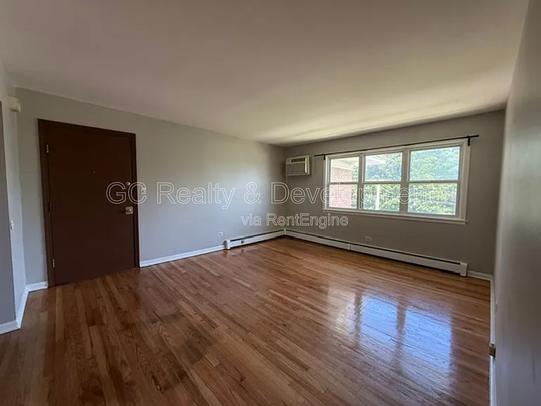 525 N Highview Ave #206 — Photo 2
