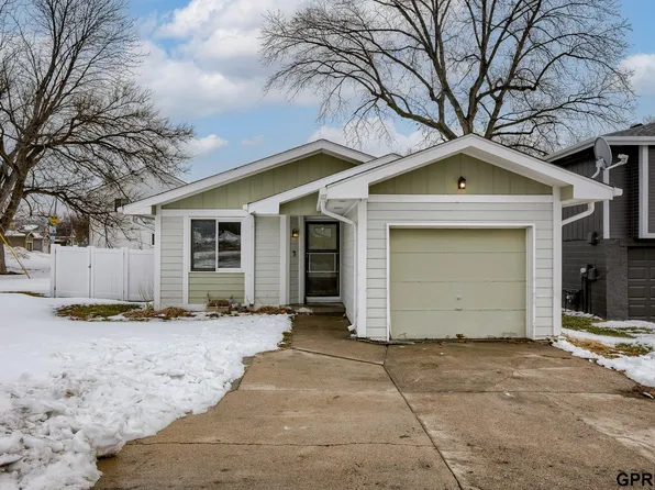 6103 S 77th Ave, Ralston, NE 68127