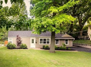 1627 Grant Rd, Saint Louis, MO 63119