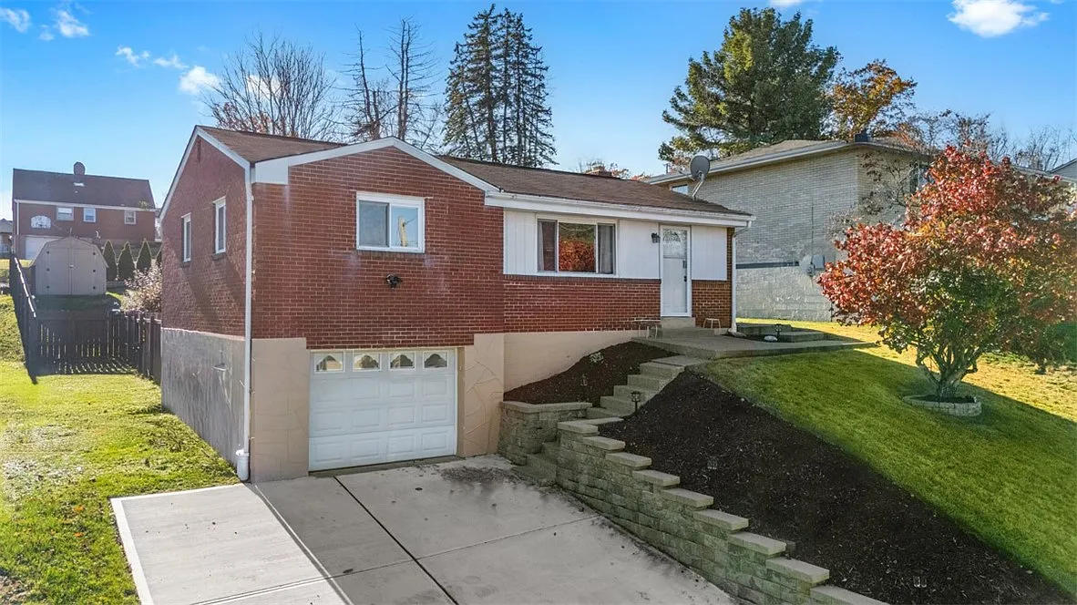 1495 Washington Ave photo 1