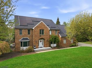 8 Danielle Dr, Wayne Twp., NJ 07470