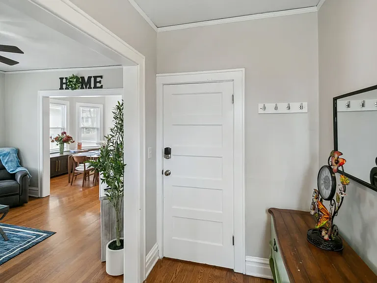 522 N Sheridan Rd #2 — Photo 21