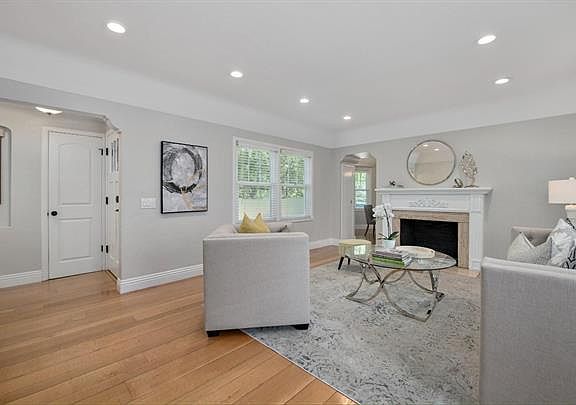 5th image of 2621 Hopkins Ave