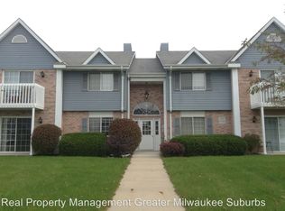 N91W17012 Apple Tree Ct APT 1, Menomonee Falls, WI 53051