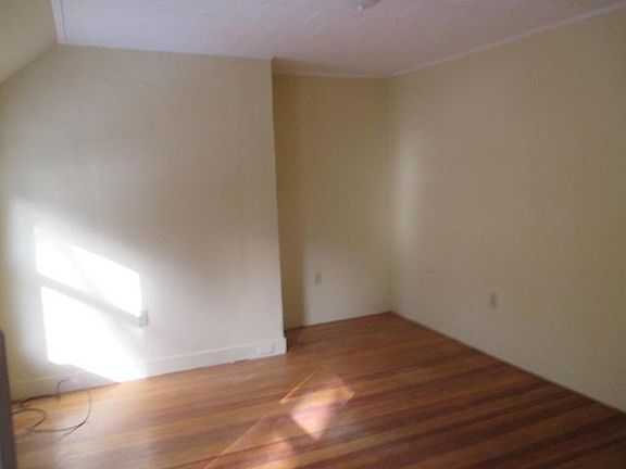 2nd image of 66 Franklin St #2