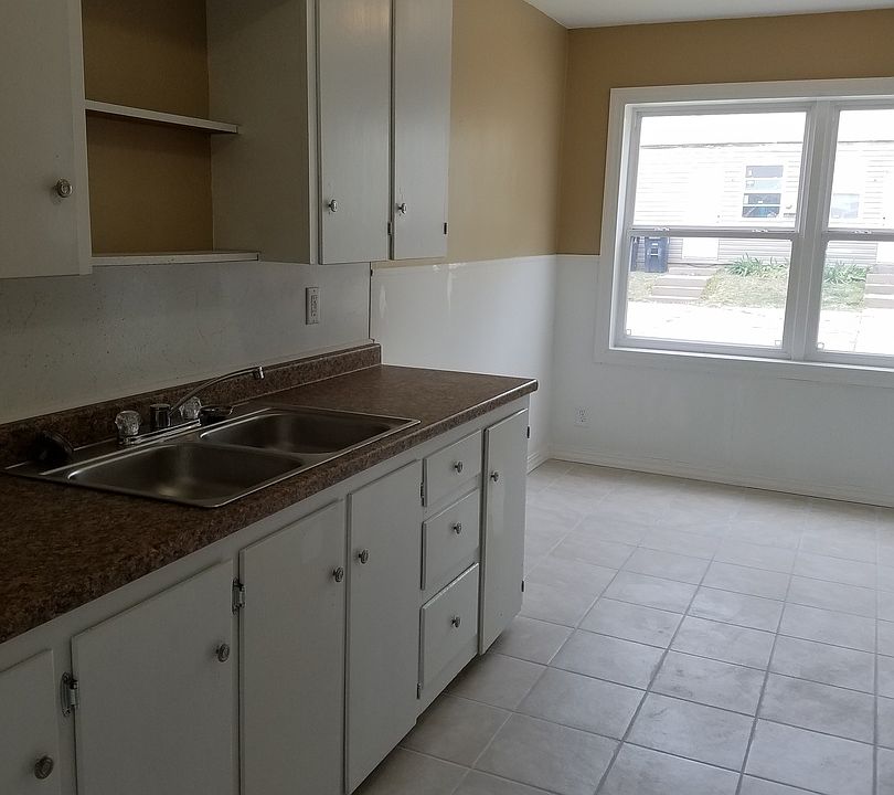 906 S High St 908, El Dorado, KS 67042 Zillow