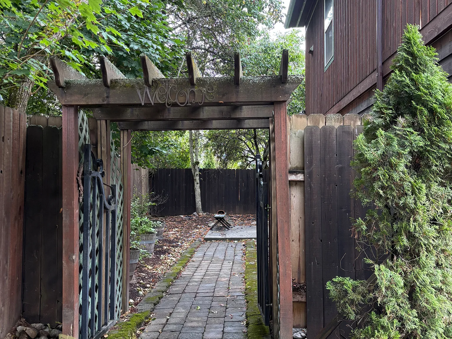 1601 Main Street - C — Photo 1