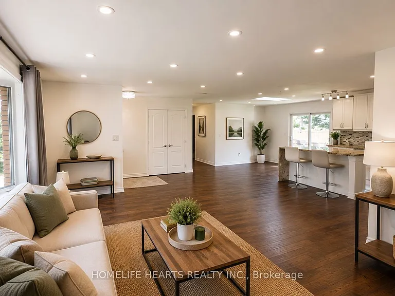 384 Zephyr Rd — Photo 7
