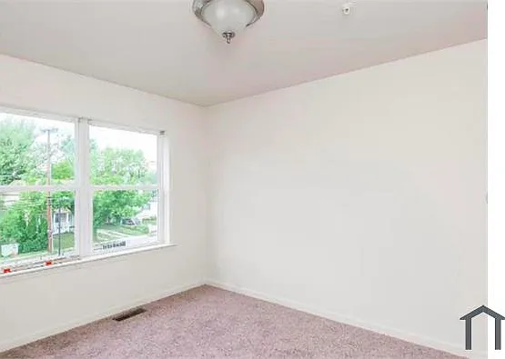 5237 Crowson Ave #7 — Photo 15