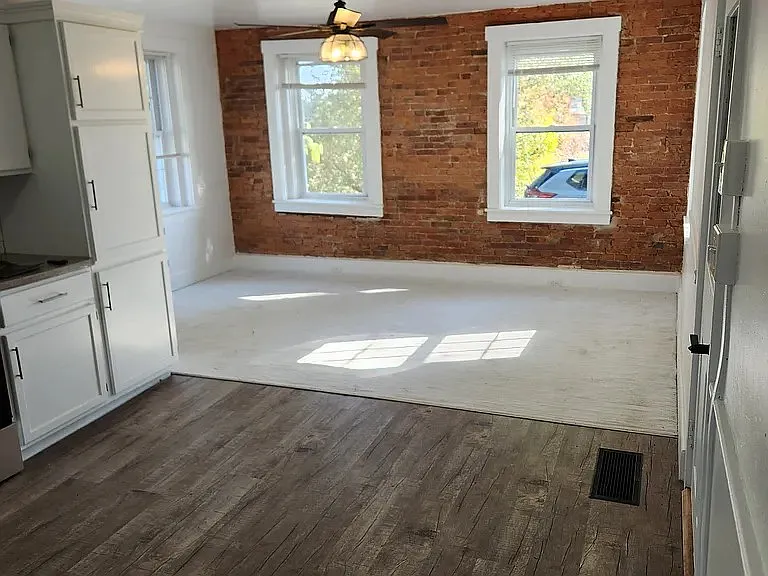 180 Green Acre Rd #A — Photo 17