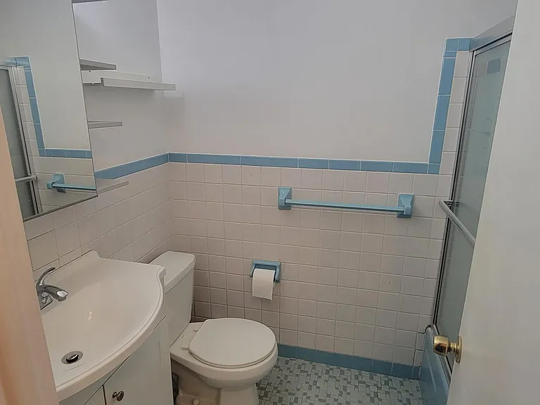 10076 Jeanes St #1 — Photo 9