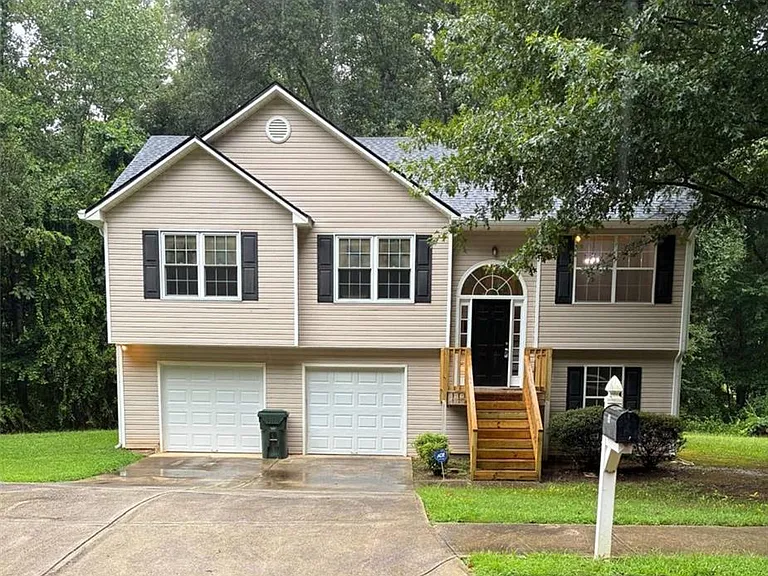 40 Wynfield Dr — Photo 1