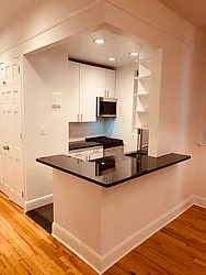 Rented by Metropolis Real Estate of Manhattan