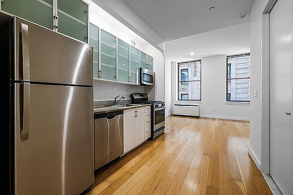 1st image of 37 Wall St APT 24T