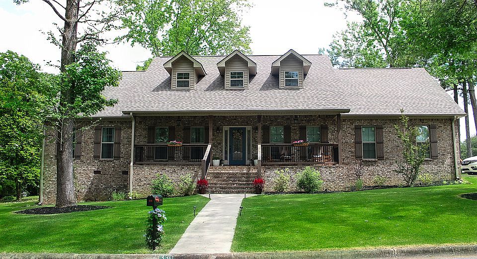 1st image of 330 Grove Park Ct