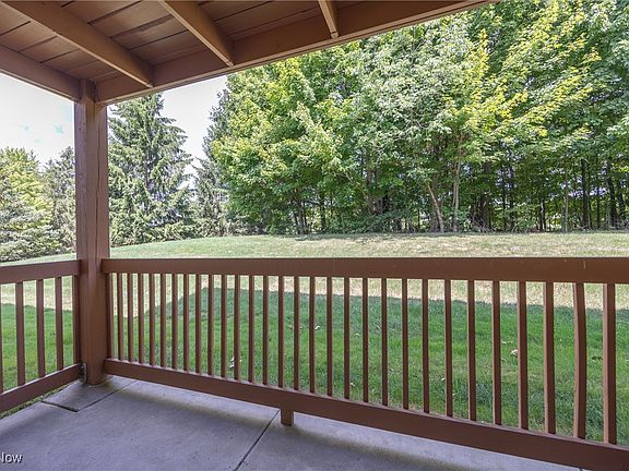 5th image of 10391 Glenway Dr APT 102