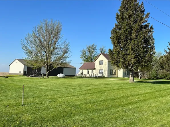 22637 80th St, Martelle, IA 52305