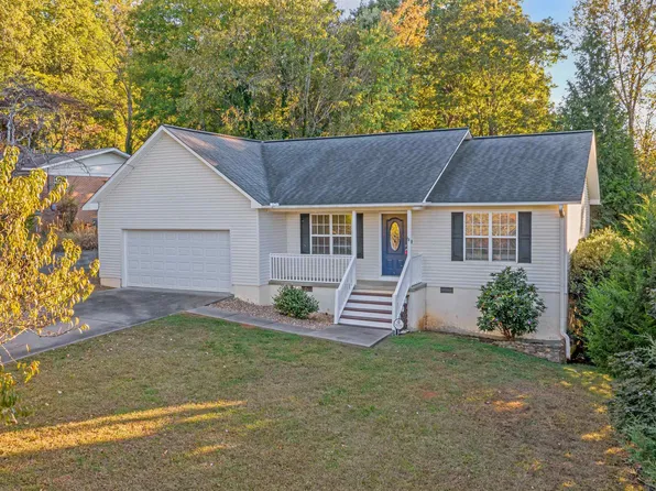 416 Leath Dr NE, Fort Payne, AL 35967