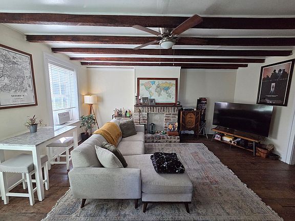 4th image of 124 E Harris St APT 4