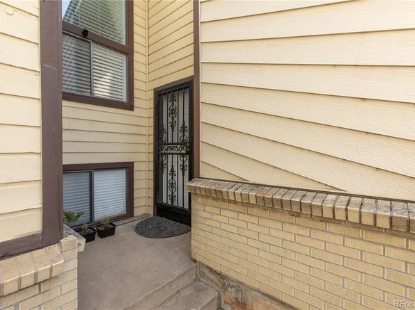 1148 S Newland Place, Lakewood, CO 80232