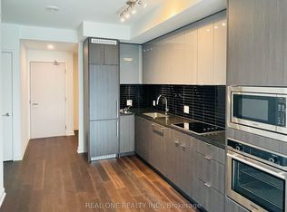 115 Blue Jays Way #717, Toronto, ON M5V 0N4